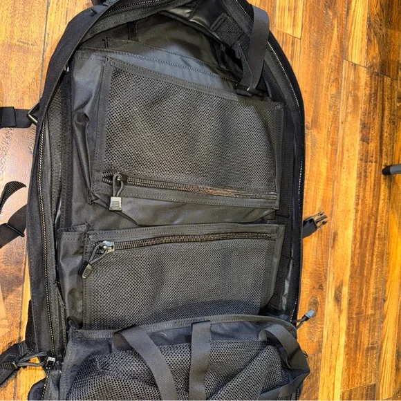 BLACKHAWK! S.T.O.M.P. II Jumpable Medical Pack - 2600 Cu In, Olive Drab, MOLLE Compatible - View #10